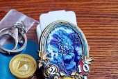 炉石传说战棋中如何获得英雄特效？