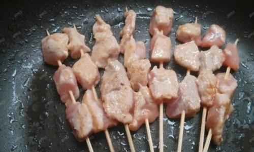 《山海蒜香肉串》（让你在游戏里也能感受到美食的魅力）  第1张