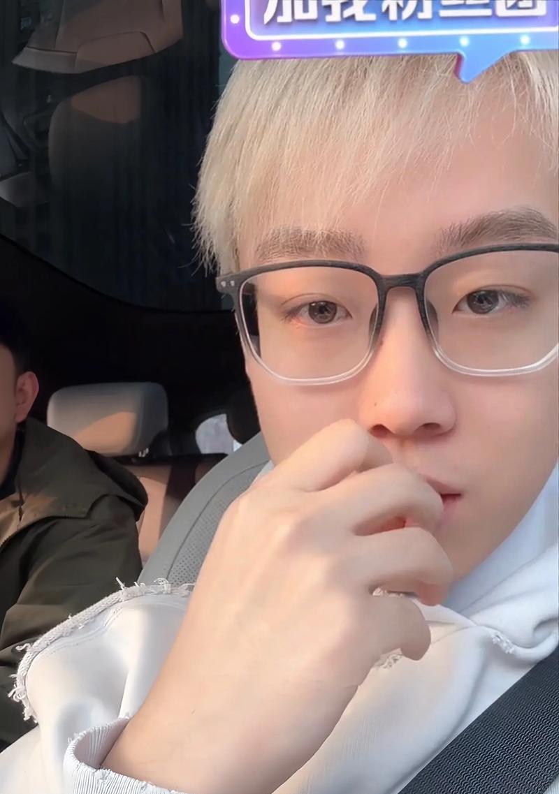 陈泽在绝地求生中如何打黑白？技巧是什么？  第1张