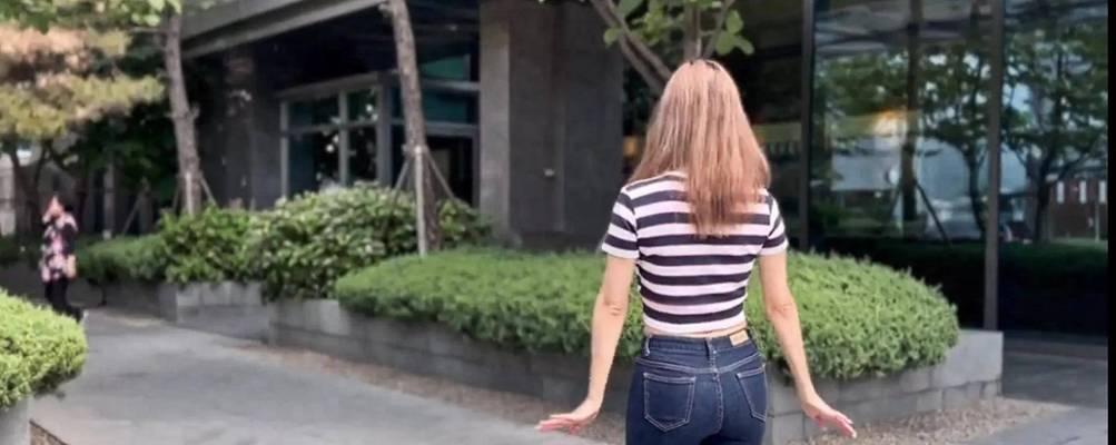绝地求生牛仔紧身裤搭配技巧是什么？  第2张